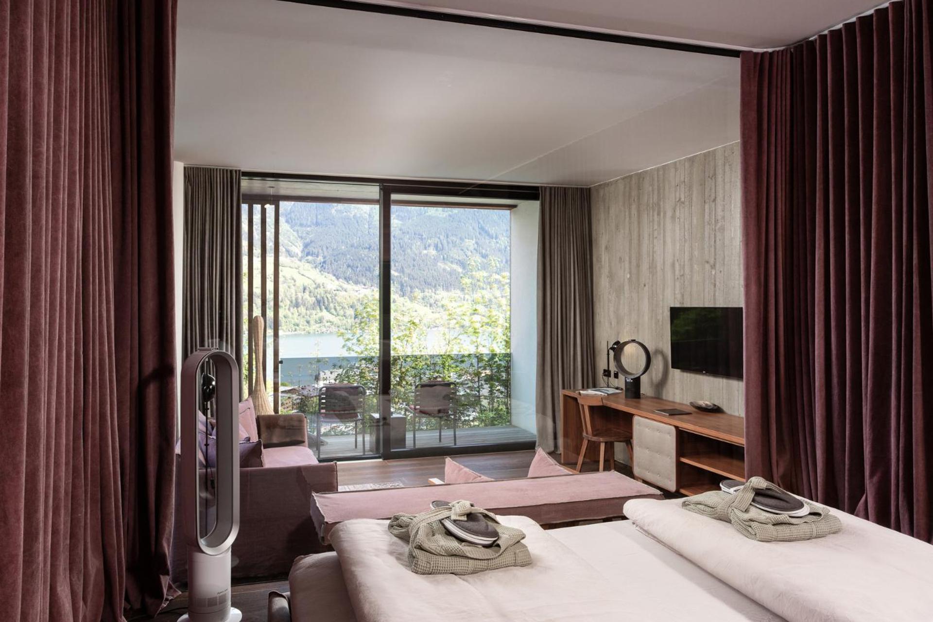 Senses Violett Suites - Adults Only Zell am See Esterno foto
